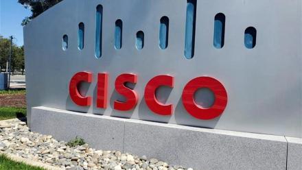 Cisco alerte sur les résultats et supprime 5% des effectifs