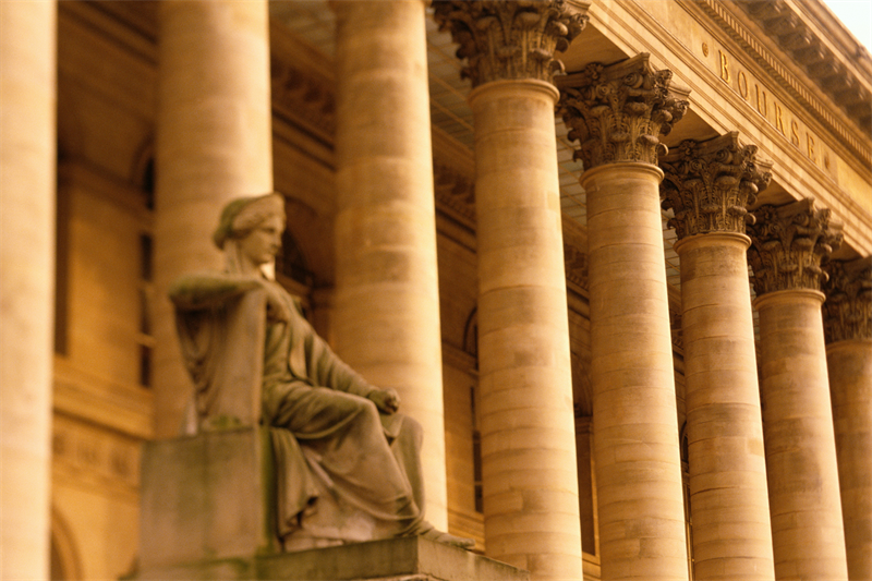 Clôture Paris : le CAC40 reprend 1,6% !