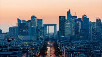 Clôture Paris : une hausse timide pour démarrer la semaine