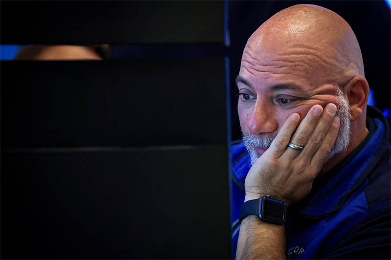 Clôture Wall Street : Kevin Warsh durcit le ton