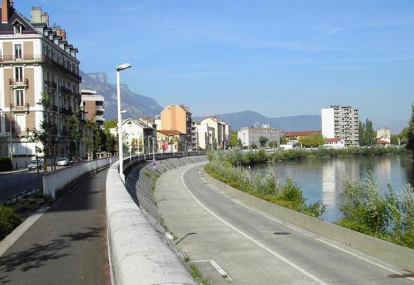 CRCAM Sud Rhône Alpes : la structure financière reste solide