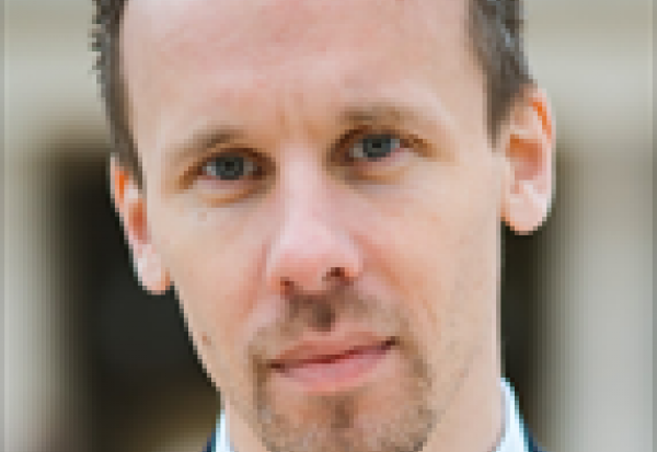 Entretien avec Simon Derbanne, Directeur Relations Investisseurs & Communication de Figeac Aéro