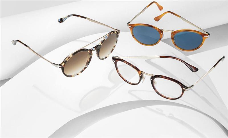 EssilorLuxottica monte au filet avec Roger Federer