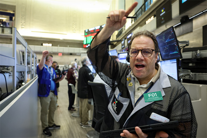 Etats-Unis : 50.000 créations de postes et une baisse du chômage à 4,4%