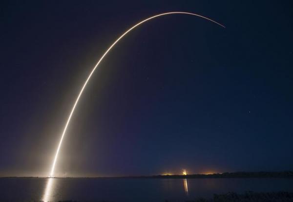 Eutelsat : signature du contrat de capacité Centaure
