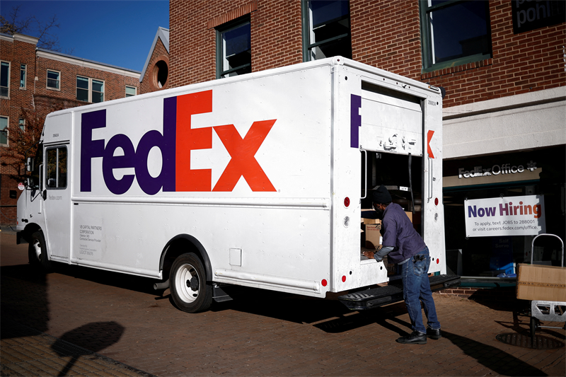 FedEx dope ses prévisions annuelles