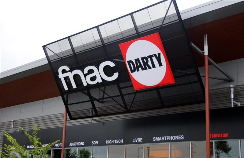 FNAC DARTY : PROJET D'OFFRE PUBLIQUE D'ACHAT DE EP GROUP AU PRIX DE 36 E PAR ACTION, EN NUMÉRAIRE
