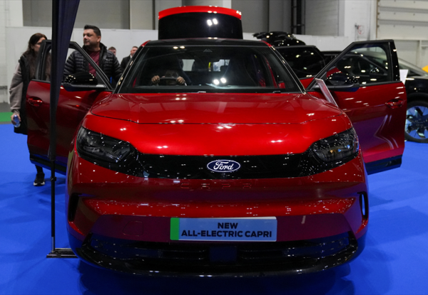 Ford suspend ses prévisions avec les tarifs douaniers