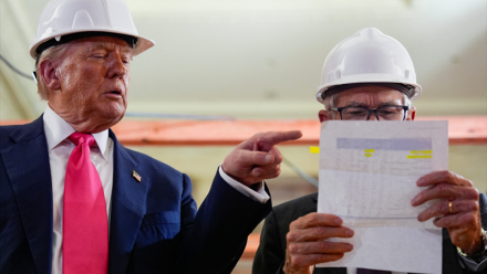 Guerre commerciale : Trump envisage... 200 à 300% de droits de douane sur les puces !