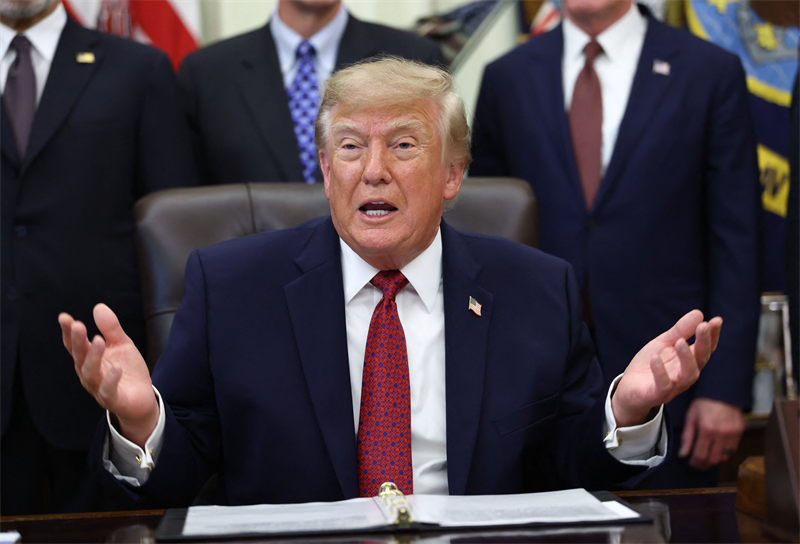 Jerome Powell blanchi et aussitôt attaqué par Trump