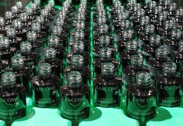 L'Oréal : grimpe dans le sillage d'Estée Lauder