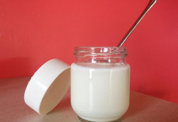 La France a pris note de la décision de Pékin de mettre en oeuvre des droits de douane sur certaines importations de produits laitiers européens