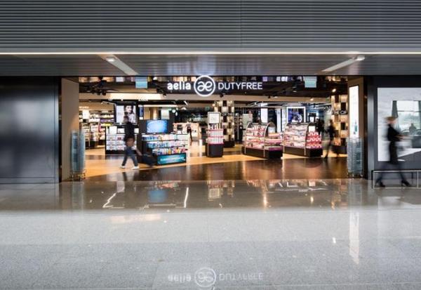 Lagardère : brokers en soutien