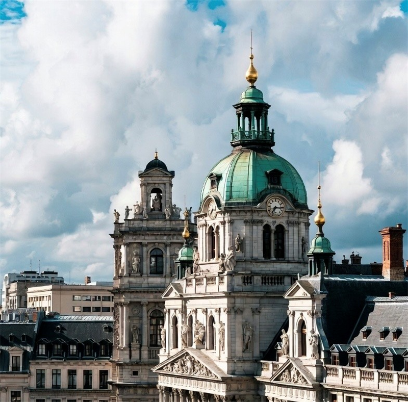 Marchés : le Stoxx Europe 600 en zone de correction