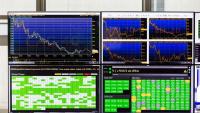 Mi-séance Paris : sur de nouveaux records, le CAC 40 s'invite au-dessus de 8.700 points