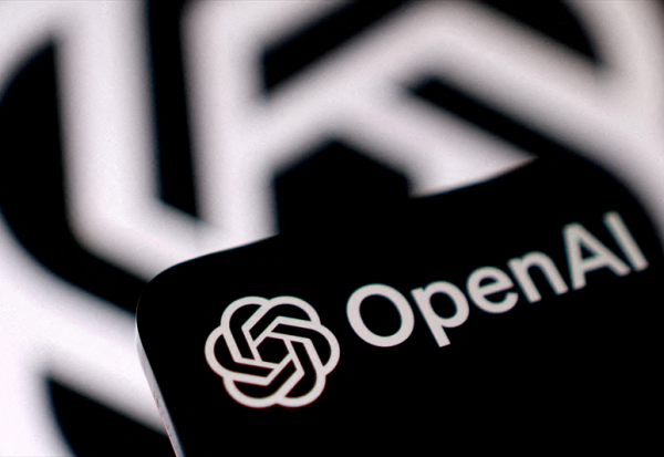 OpenAI : départ du responsable des centres de données