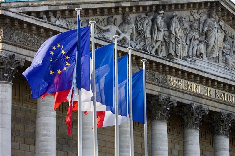 Ouverture Paris : la situation politique en France plombe le CAC 40