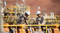 Pétrole : le baril efface ses gains, une levée temporaire des sanctions imposées à l'Iran évoquée