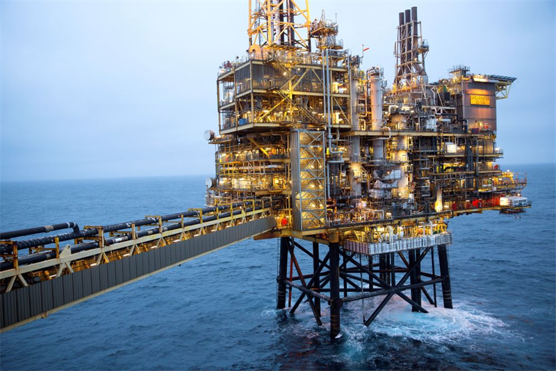 Pétrole : le baril repart à la baisse, le Qatar oeuvre à un accord entre les États-Unis et l'Iran