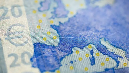 Plus faible croissance de l'économie de la zone euro depuis neuf mois en mars (indices PMI S&P) !