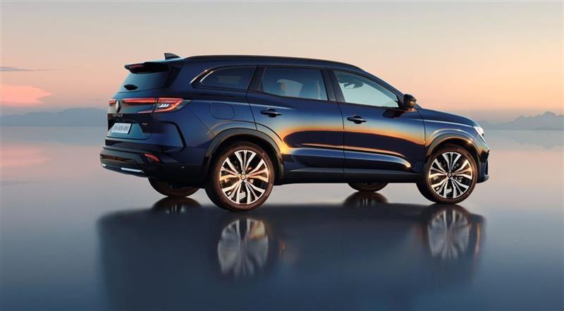 Renault : Patrick Claude est nommé Président du Conseil d'Administration de RCI Banque