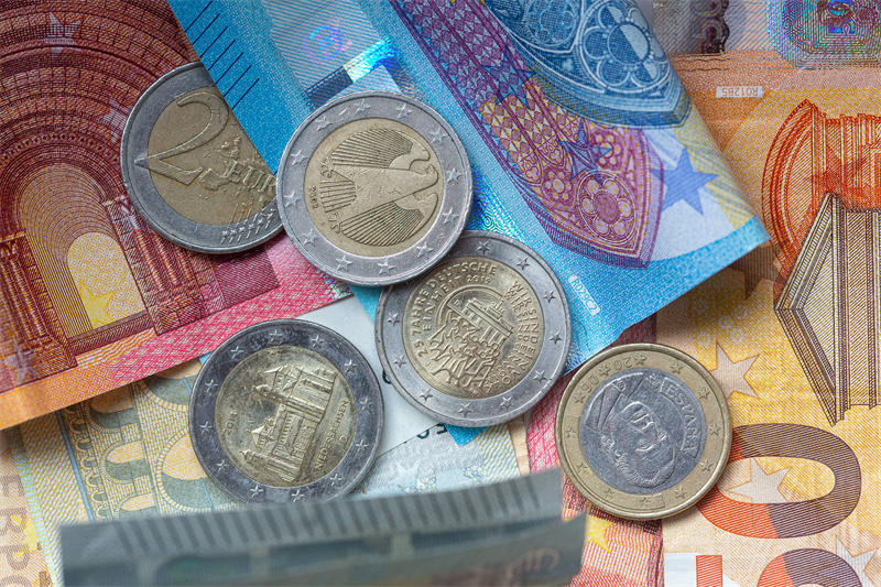 Taux : l'OAT à 10 ans a atteint la barre des 5% !