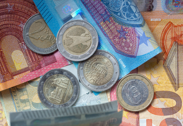 Taux : l'OAT à 10 ans a atteint la barre des 5% !