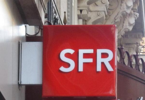 Télécoms : une nouvelle offre du trio Orange / Bouygues / Iliad sur SFR avant les fêtes ?