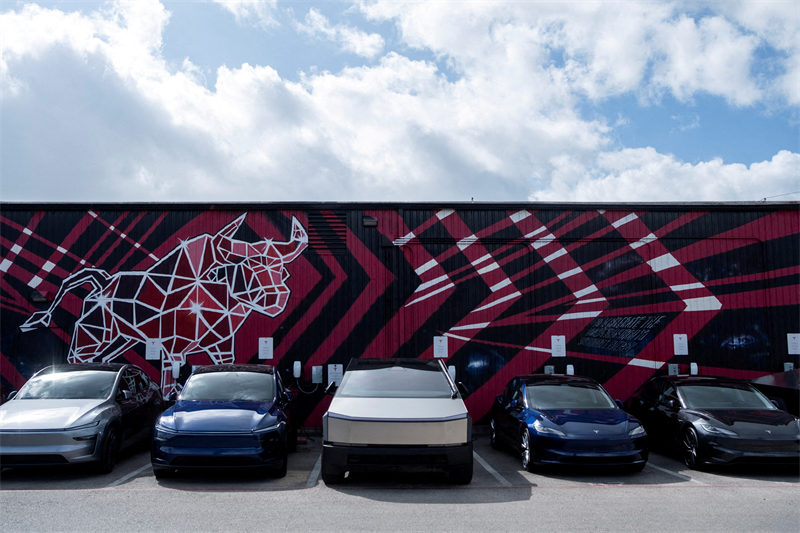 Tesla : un projet de robotaxis qui a dérouté les autorités