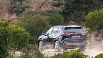 Toyota Motor : relève sa guidance annuelle mais chute lourdement