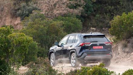 Toyota Motor : relève sa guidance annuelle mais chute lourdement