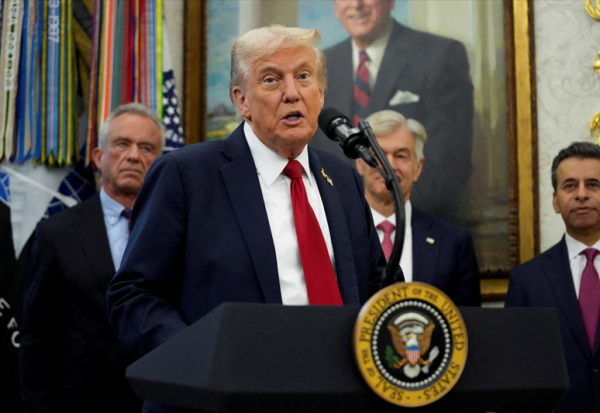 Trump prêt à faire un gros chèque aux Américains avec les revenus des droits de douane
