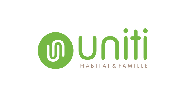 Uniti livre L'Agate à Etampes