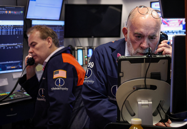 Wall Street : Alphabet au sommet, Microsoft sous pression, Meta sanctionné