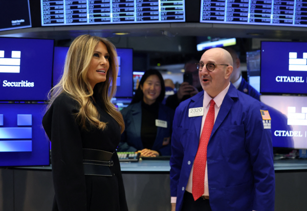 Wall Street attendu au sommet !