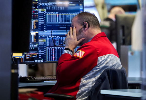 Wall Street consolide prudemment, après un record du Dow Jones sur les 50.000 pts