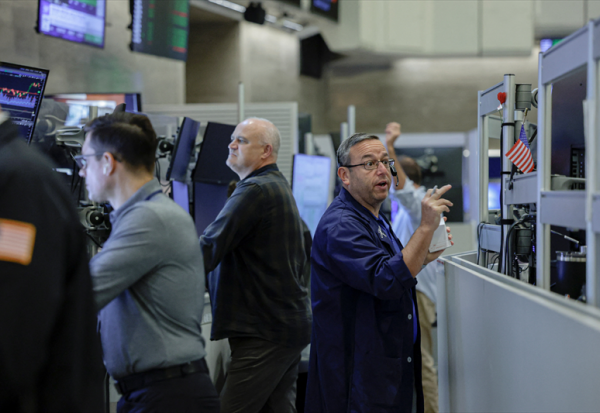 Wall Street dans l'incertitude, en attendant Nvidia et Jackson Hole