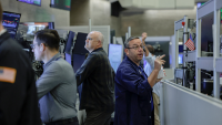 Wall Street dans l'incertitude, en attendant Nvidia et Jackson Hole