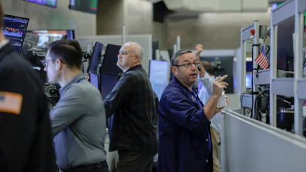 Wall Street dans l'incertitude, en attendant Nvidia et Jackson Hole