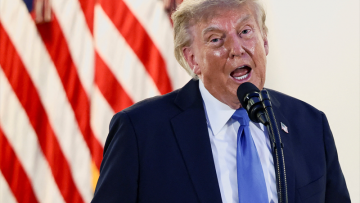 Wall Street dans le rouge, alors que Trump se déchaîne suite aux bons chiffres de l'emploi