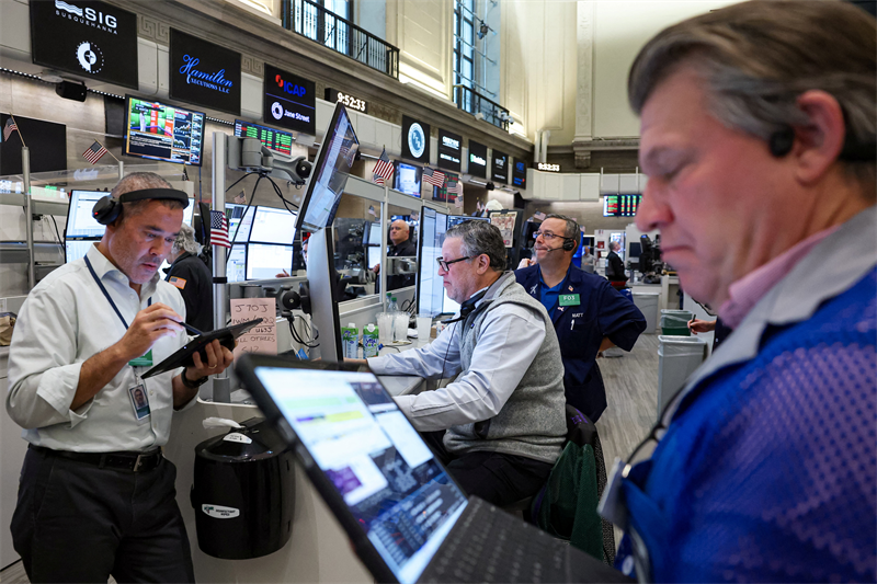 Wall Street dans le vert après les 'stats', bonne surprise concernant l'inflation