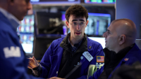 Wall Street dans le vert, non loin des sommets