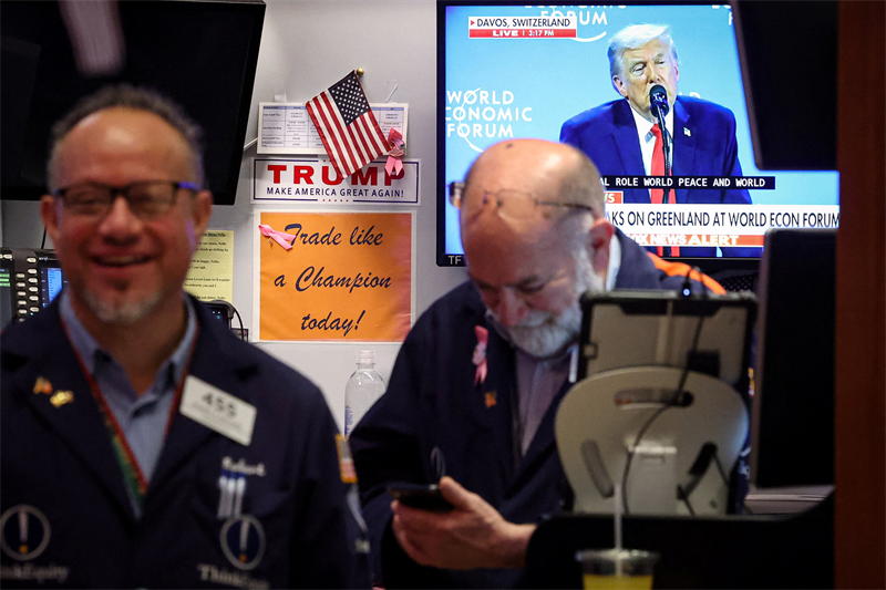 Wall Street de retour dans le vert, à l'approche des sommets