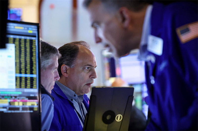 Wall Street : Dow Jones au sommet avec UnitedHealth, mais Applied Materials plombe le Nasdaq