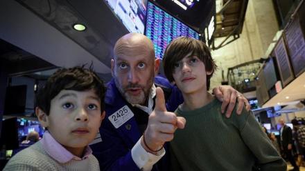 Wall Street : Dow Jones en vive hausse, Nasdaq en retrait