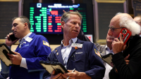 Wall Street en léger repli, avec le risque de 'shutdown'