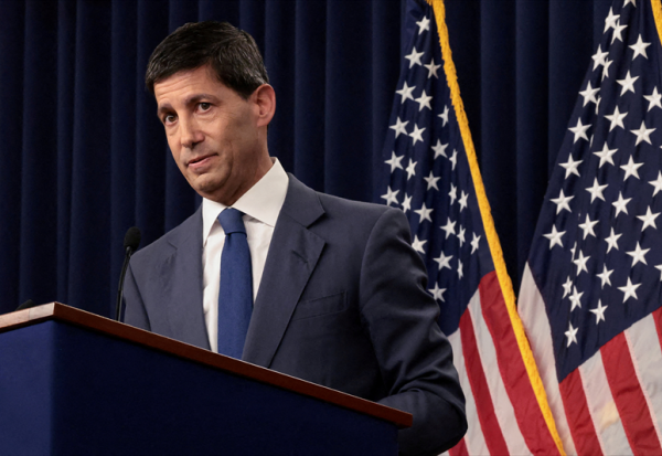 Wall Street hésite avant l'intervention de Kevin Warsh