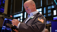 Wall Street hésite, malgré les bons chiffres de l'inflation