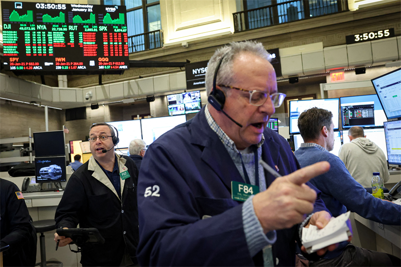 Wall Street : Intel dévisse et plombe les indices