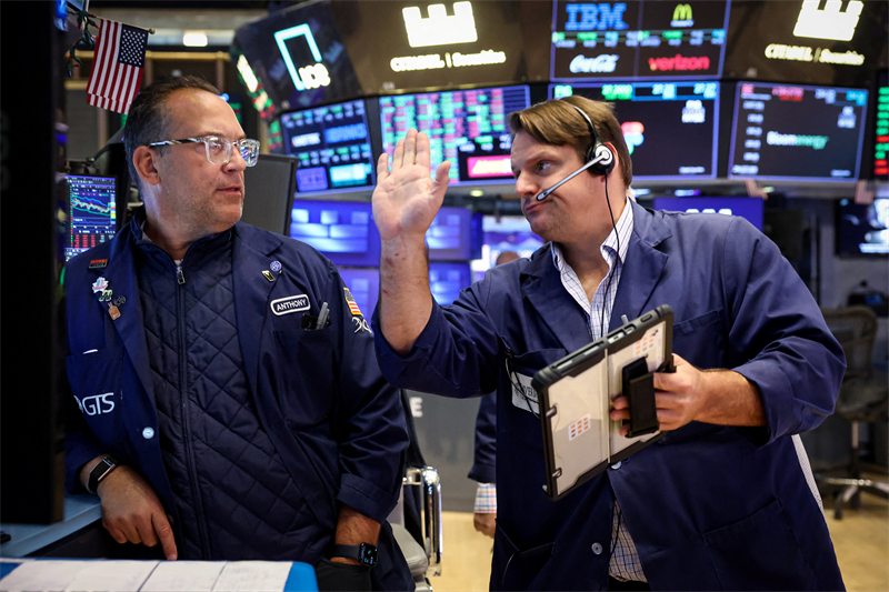 Wall Street : Kevin Warsh durcit le ton face à l'inflation